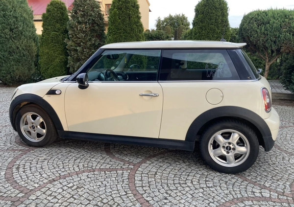 MINI ONE cena 13900 przebieg: 137200, rok produkcji 2008 z Ostrzeszów małe 56